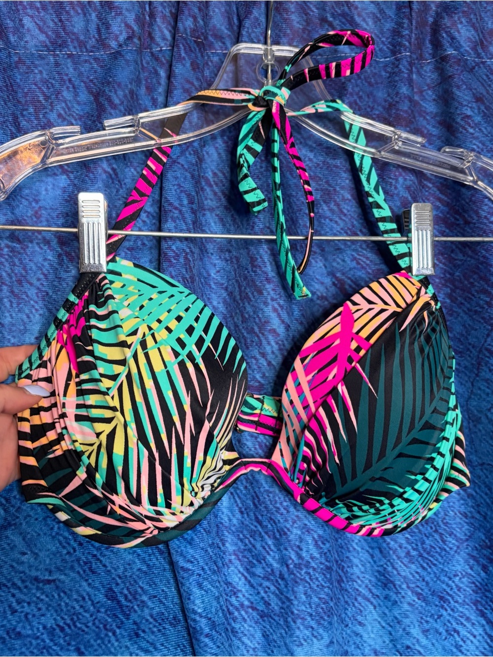 Shade & Shore Neon Tropical Leaf Underwire Bikini Top - Black, Pink, Teal